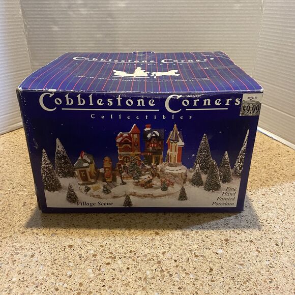 Vintage Cobblestone Corners Village Scene Hand Painted Porcelain Christmas EUC - Picture 1 of 9